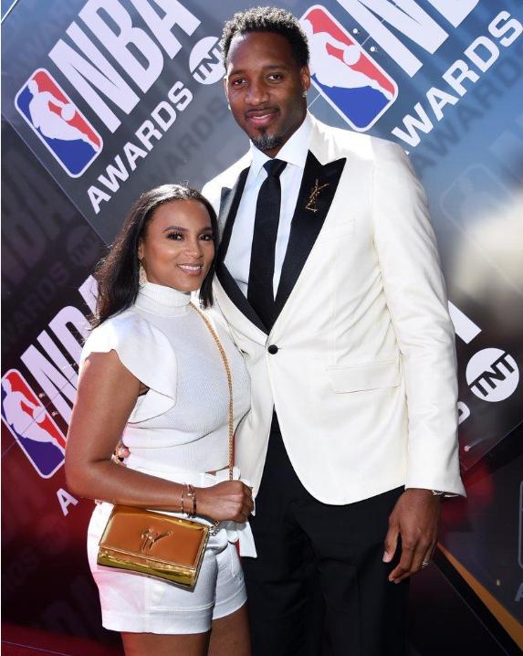 无数球迷关 无数球迷关