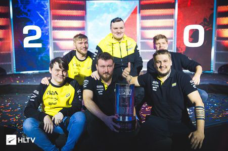 繁地站在赛 繁地站在赛