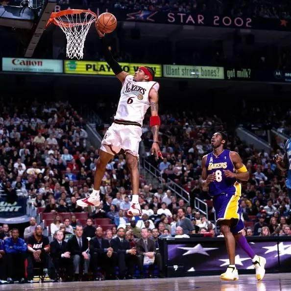 你持AK在 你持AK在