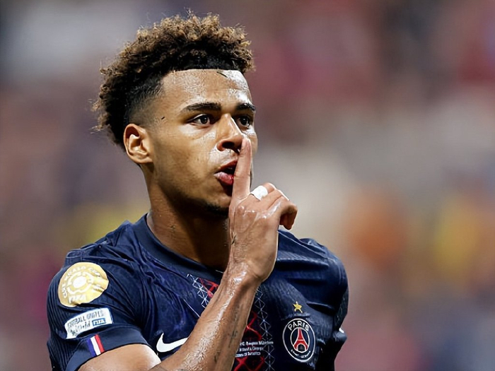 先深踩罚球 先深踩罚球